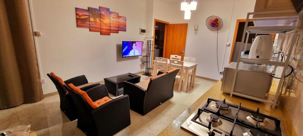 West Beach Apartment Flic en Flac Bagian luar foto